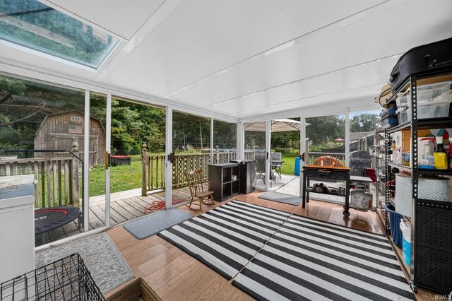 2816 S Locust Road, South Bend, IN 46614