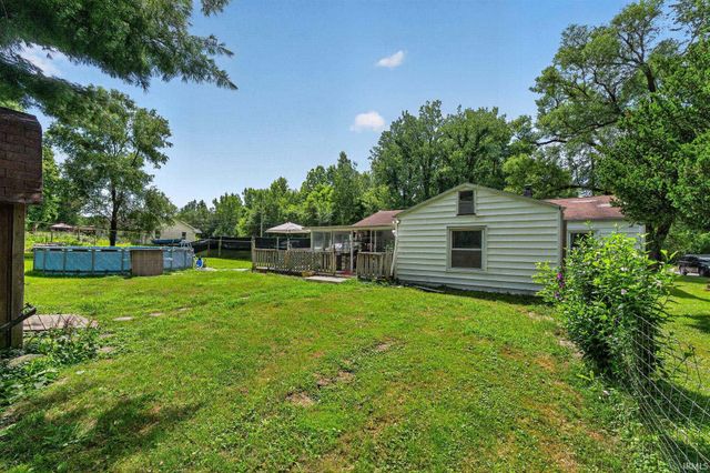 2816 S Locust Road, South Bend, IN 46614