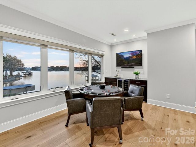 18014 Whispering Oaks Drive, Cornelius, NC 28031