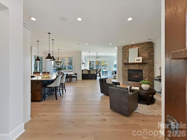 18014 Whispering Oaks Drive, Cornelius, NC 28031