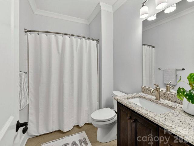 18014 Whispering Oaks Drive, Cornelius, NC 28031