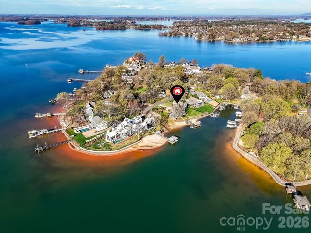 18014 Whispering Oaks Drive, Cornelius, NC 28031