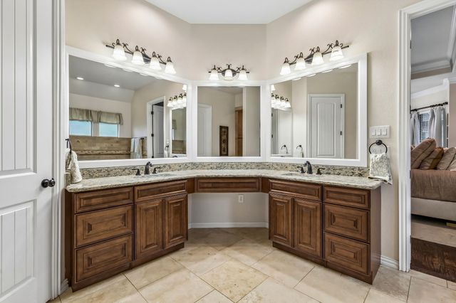 114 Yorkshire Drive, Heath, TX 75032
