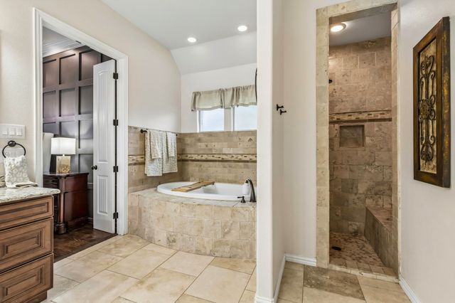 114 Yorkshire Drive, Heath, TX 75032