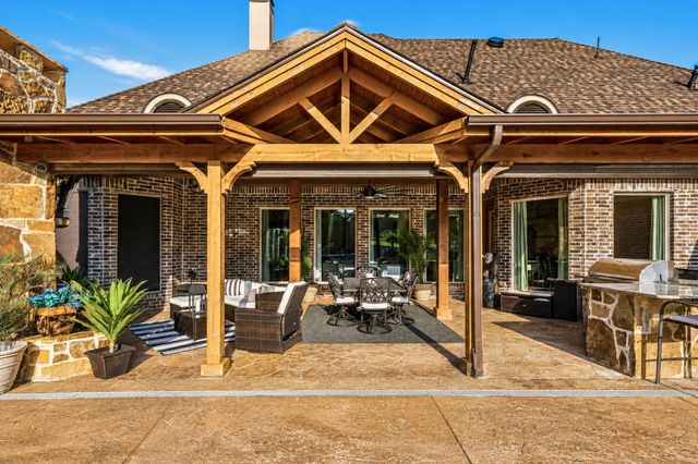 114 Yorkshire Drive, Heath, TX 75032