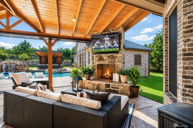 114 Yorkshire Drive, Heath, TX 75032