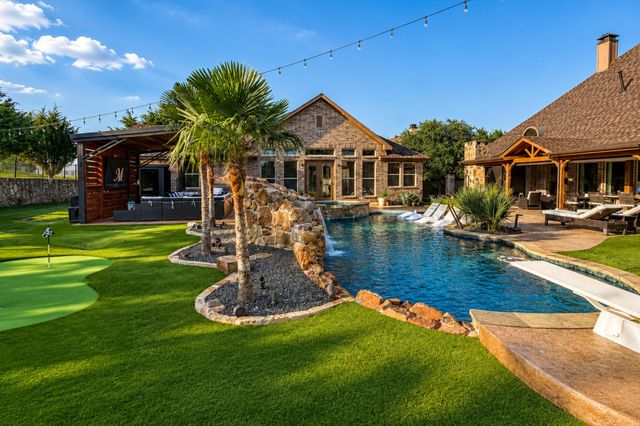 114 Yorkshire Drive, Heath, TX 75032