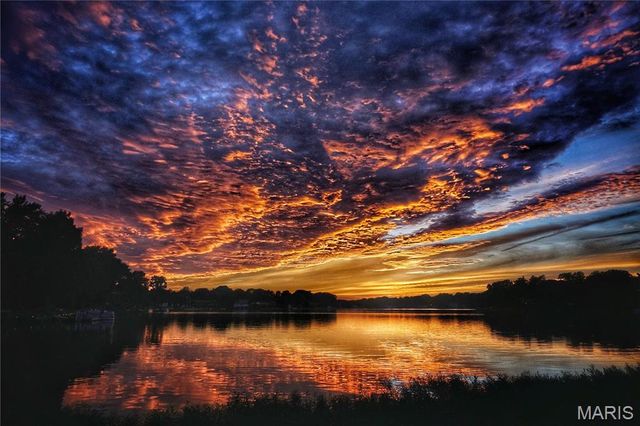 2721 Fairway Oaks Drive, Lake St Louis, MO 63367