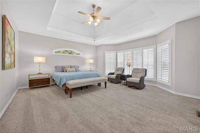 2721 Fairway Oaks Drive, Lake St Louis, MO 63367