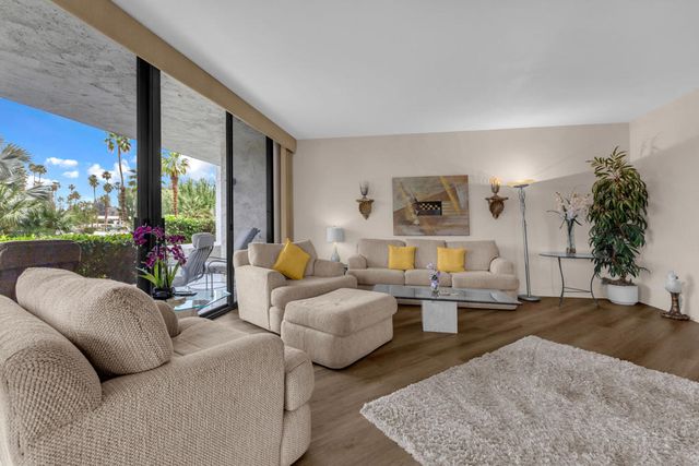 910 Island Drive 112, Rancho Mirage, CA 92270
