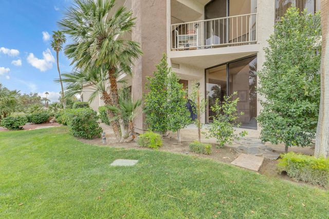 910 Island Drive 112, Rancho Mirage, CA 92270