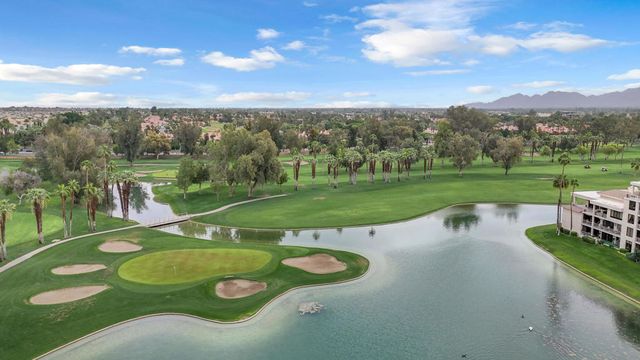910 Island Drive 112, Rancho Mirage, CA 92270