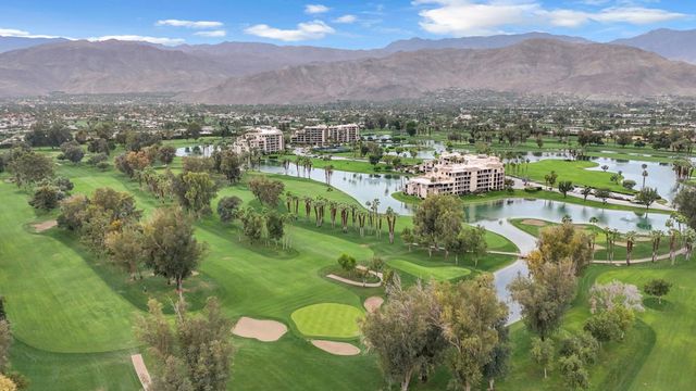 910 Island Drive 112, Rancho Mirage, CA 92270