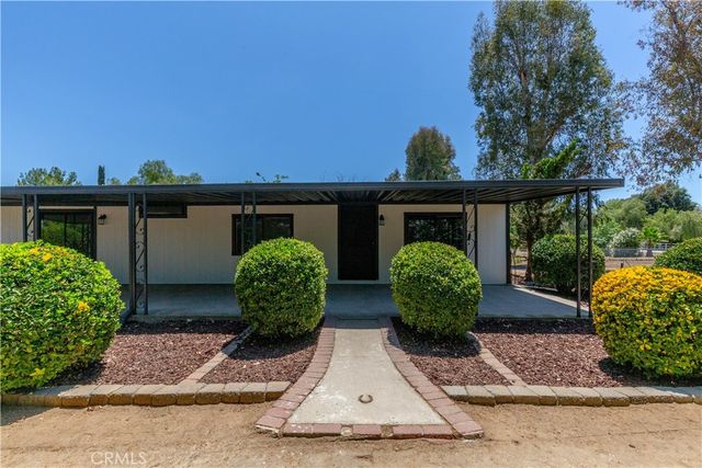 31070 Saddleback, Menifee, CA 92584