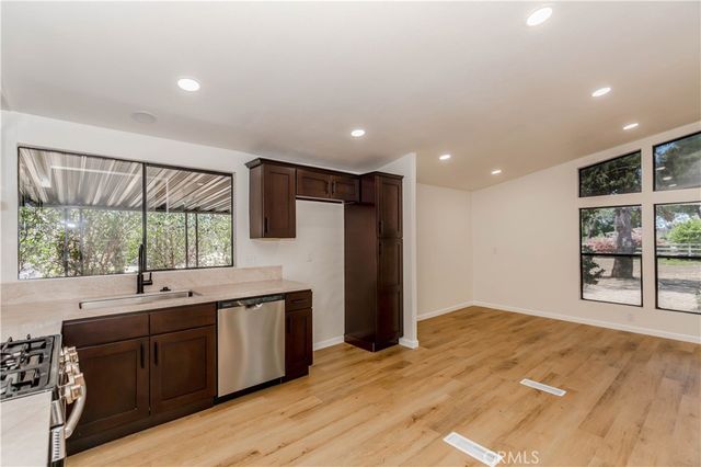 31070 Saddleback, Menifee, CA 92584
