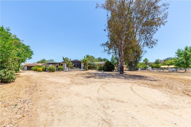 31070 Saddleback, Menifee, CA 92584