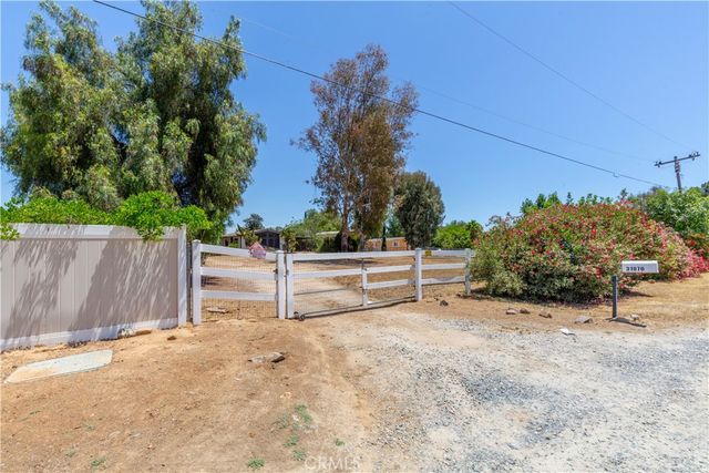 31070 Saddleback, Menifee, CA 92584