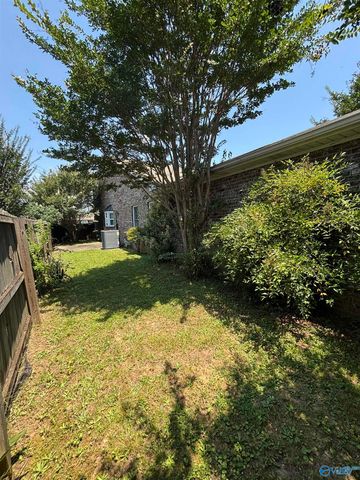513 Springview Street SW, Decatur, AL 35601