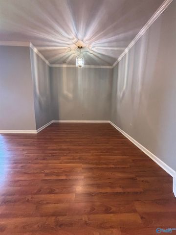 513 Springview Street SW, Decatur, AL 35601