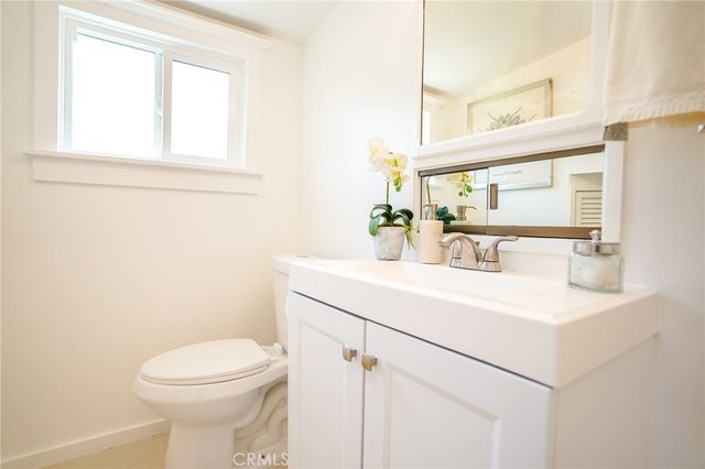 38 Dudley Avenue, Venice, CA 90291