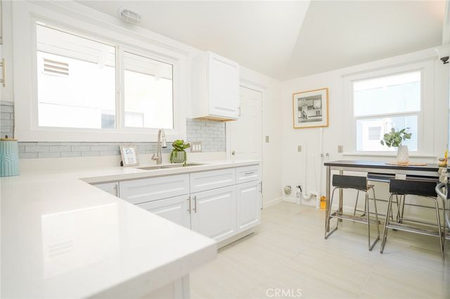 38 Dudley Avenue, Venice, CA 90291