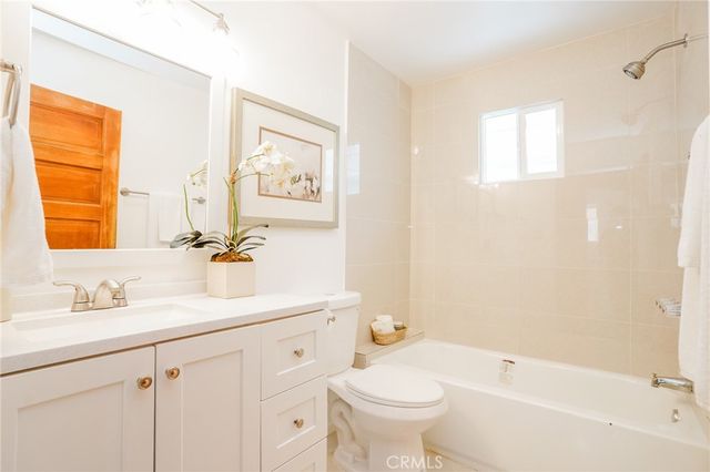 38 Dudley Avenue, Venice, CA 90291