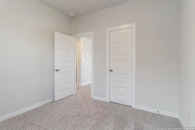 5915 Willow Point Blvd, San Antonio, TX 78219