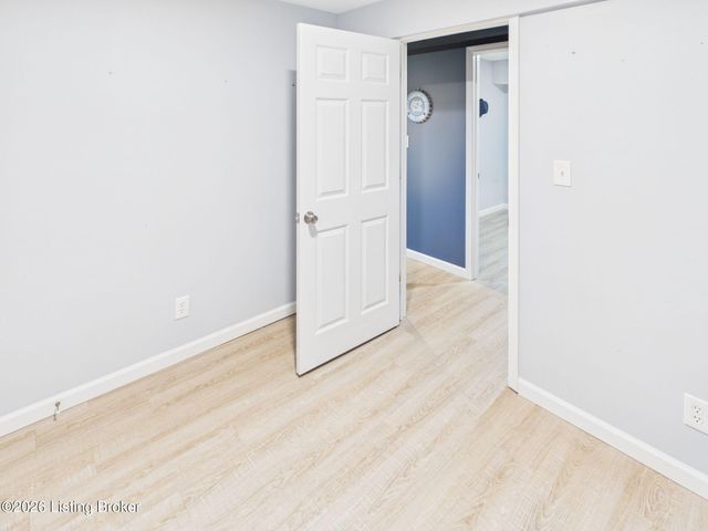 157 Broken Branch Ct, Mt Washington, KY 40047