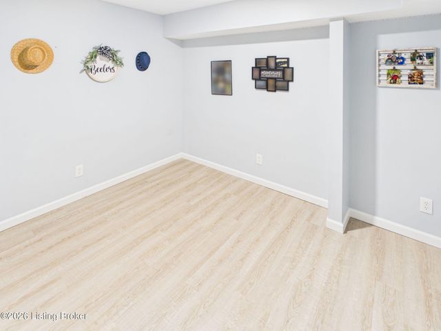 157 Broken Branch Ct, Mt Washington, KY 40047