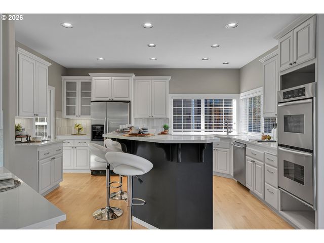 13721 Sw TRACY Pl, Tigard, OR 97223