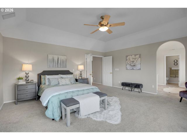 13721 Sw TRACY Pl, Tigard, OR 97223