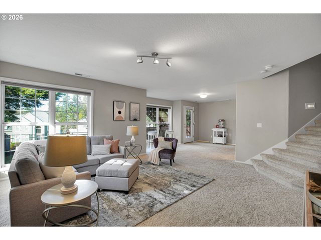 13721 Sw TRACY Pl, Tigard, OR 97223