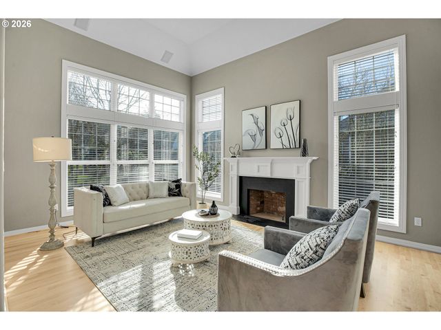 13721 Sw TRACY Pl, Tigard, OR 97223