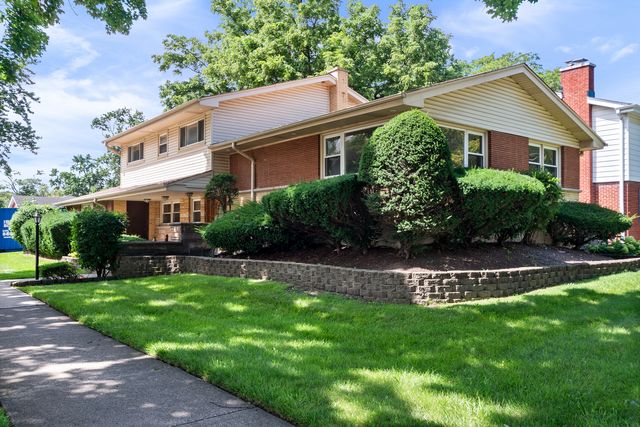 600 FLORENCE Drive, Park Ridge, IL 60068