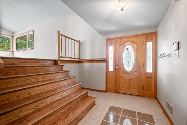 600 FLORENCE Drive, Park Ridge, IL 60068