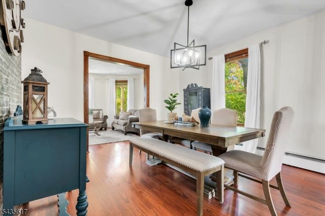 224 Alpha St, Alpha Boro, NJ 08865