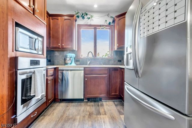 224 Alpha St, Alpha Boro, NJ 08865