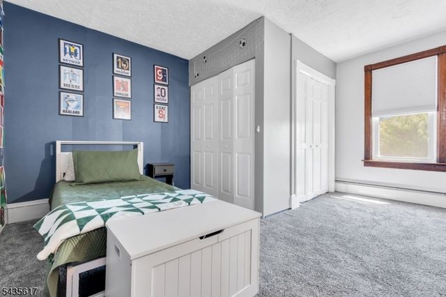 224 Alpha St, Alpha Boro, NJ 08865