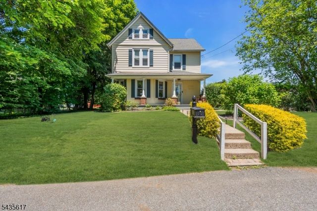 224 Alpha St, Alpha Boro, NJ 08865