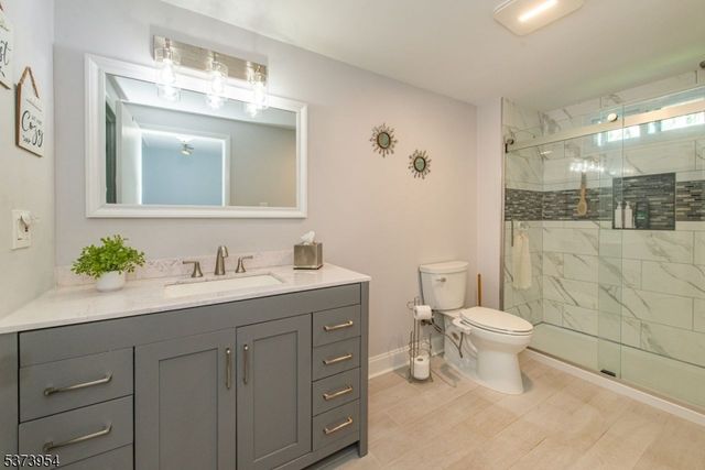 414 Rockport Rd, Mansfield Twp., NJ 07865