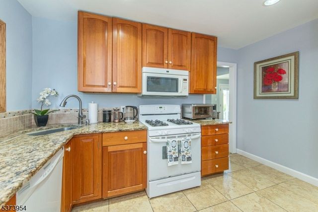 414 Rockport Rd, Mansfield Twp., NJ 07865