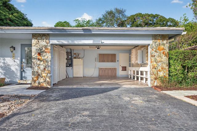 969 NW 8th St, Boca Raton, FL 33486