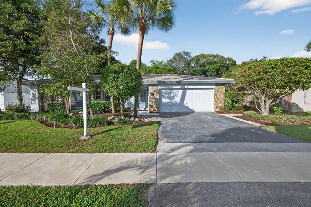 969 NW 8th St, Boca Raton, FL 33486