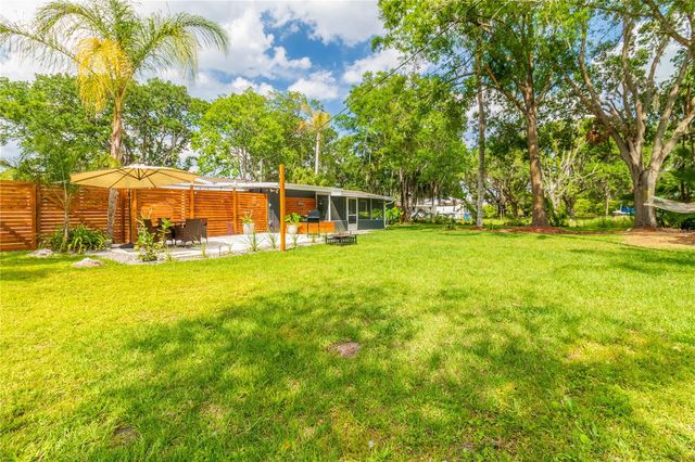 219 S WEBB ROAD, Plant City, FL 33566