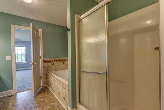 1695 Oregon Road, Versailles, KY 40383