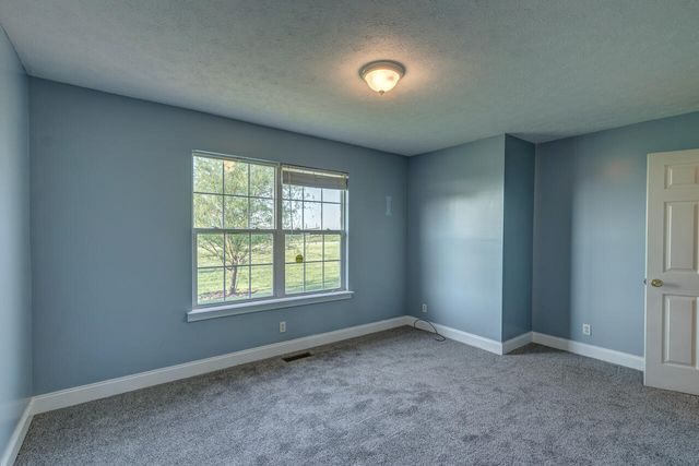 1695 Oregon Road, Versailles, KY 40383
