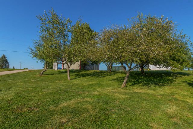 1695 Oregon Road, Versailles, KY 40383