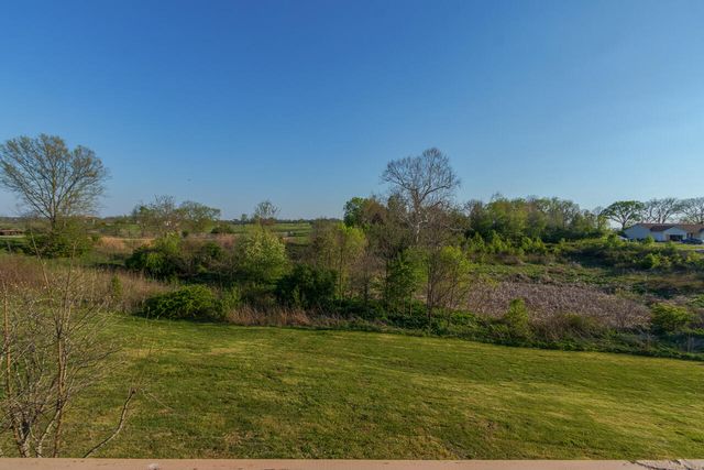 1695 Oregon Road, Versailles, KY 40383