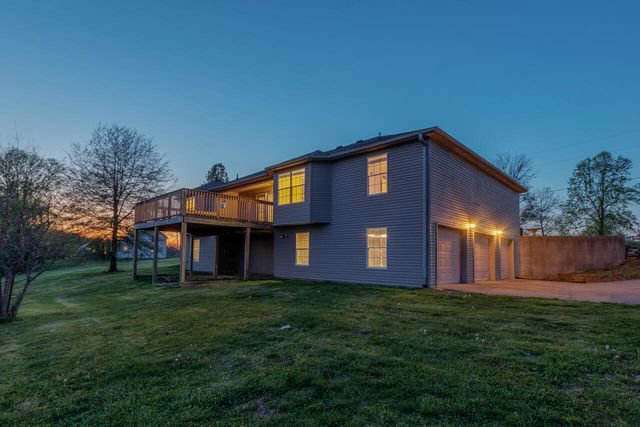 1695 Oregon Road, Versailles, KY 40383