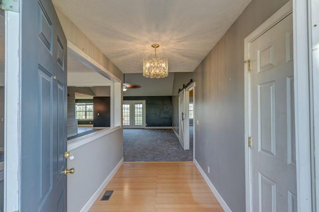 1695 Oregon Road, Versailles, KY 40383